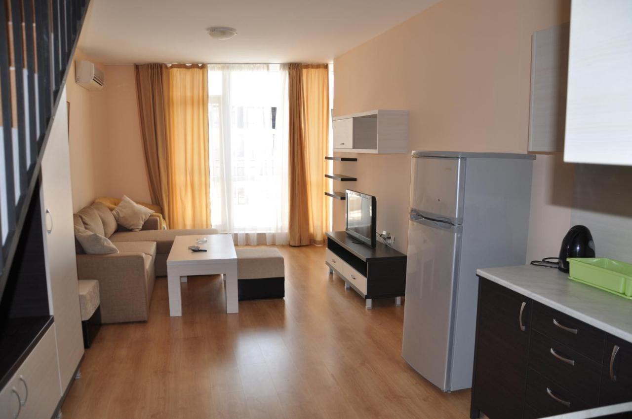Luxor Apartments Pomorie Exterior photo